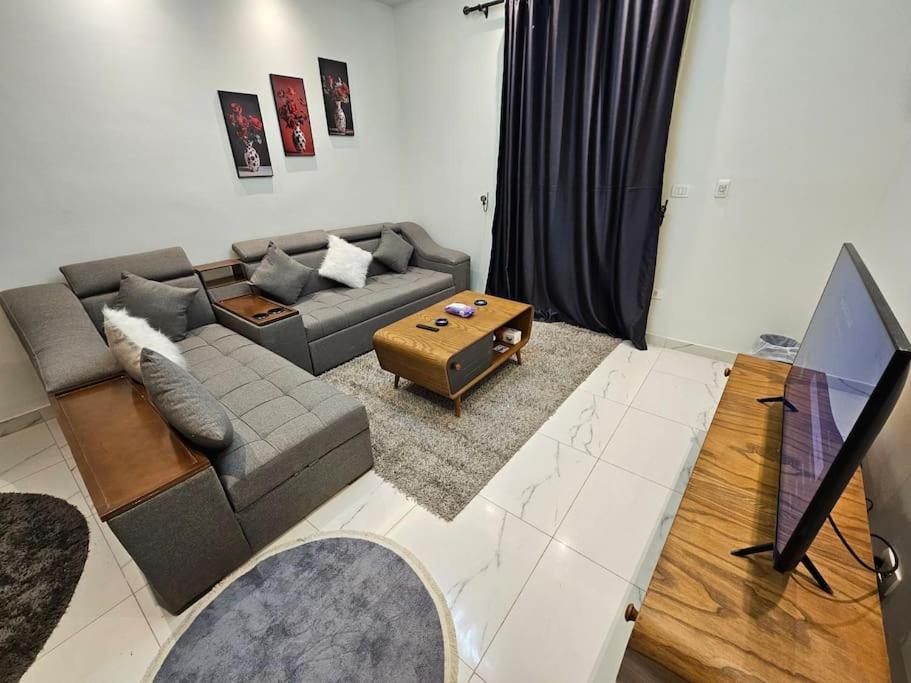 Apartment Dhb Comfortable 1br Downtown 86 *