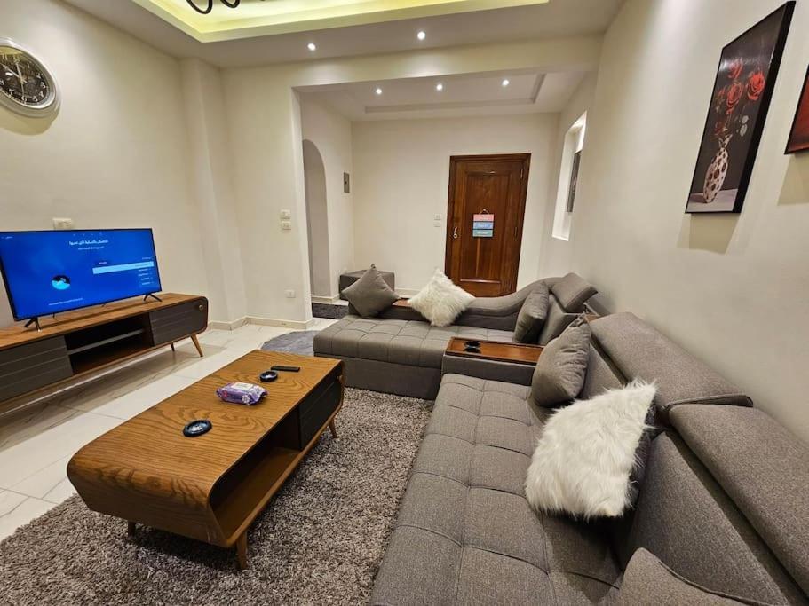 Apartment Dhb Comfortable 1br Downtown 86 *